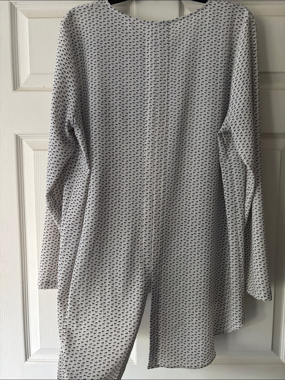 B&W long tunic - Picture 2 of 6